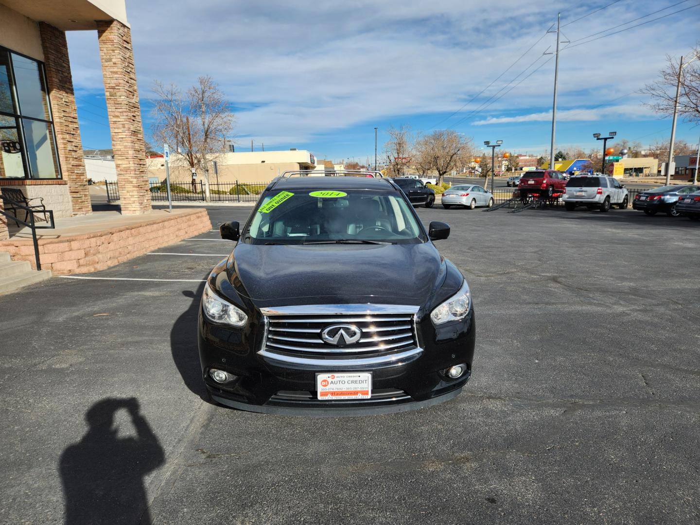 2014 INFINITI QX60 BASE AWD (5N1AL0MM9EC) with an 3.5L V6 DOHC 24V engine, located at 10890 W. Colfax Ave., Lakewood, CO, 80215, (303) 274-7692, 39.739914, -105.120132 - Photo#2